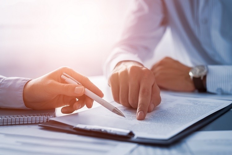 Formação de Vendedor Técnico para o Mercado de Borracha Formação de Vendedor Técnico para o Mercado de Borracha
