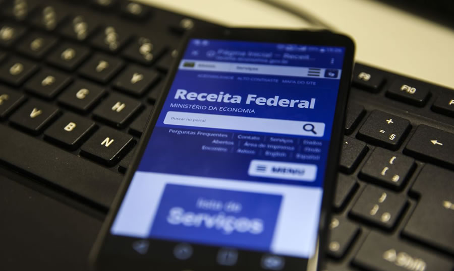 Receita Federal amplia lista de serviços atendidos pelo Chat RFB #utilidadepública